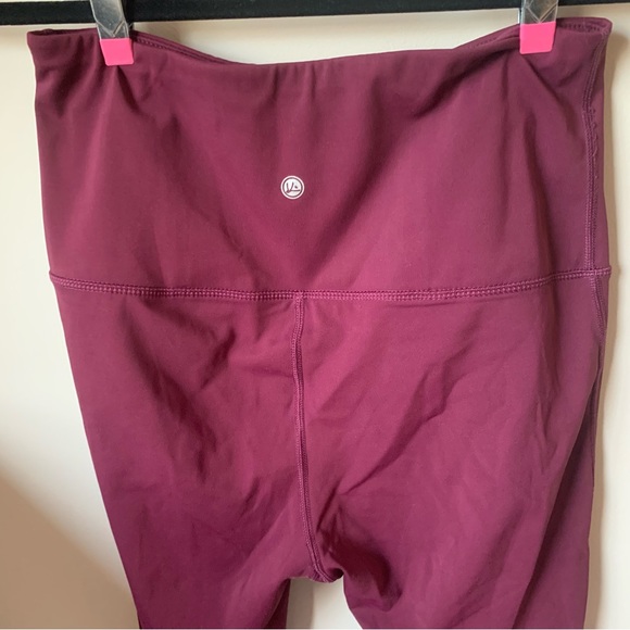 Jed North BRAND NEW Leggings size LARGE Maroon HIGH WAISTED - Picture 4 of 8